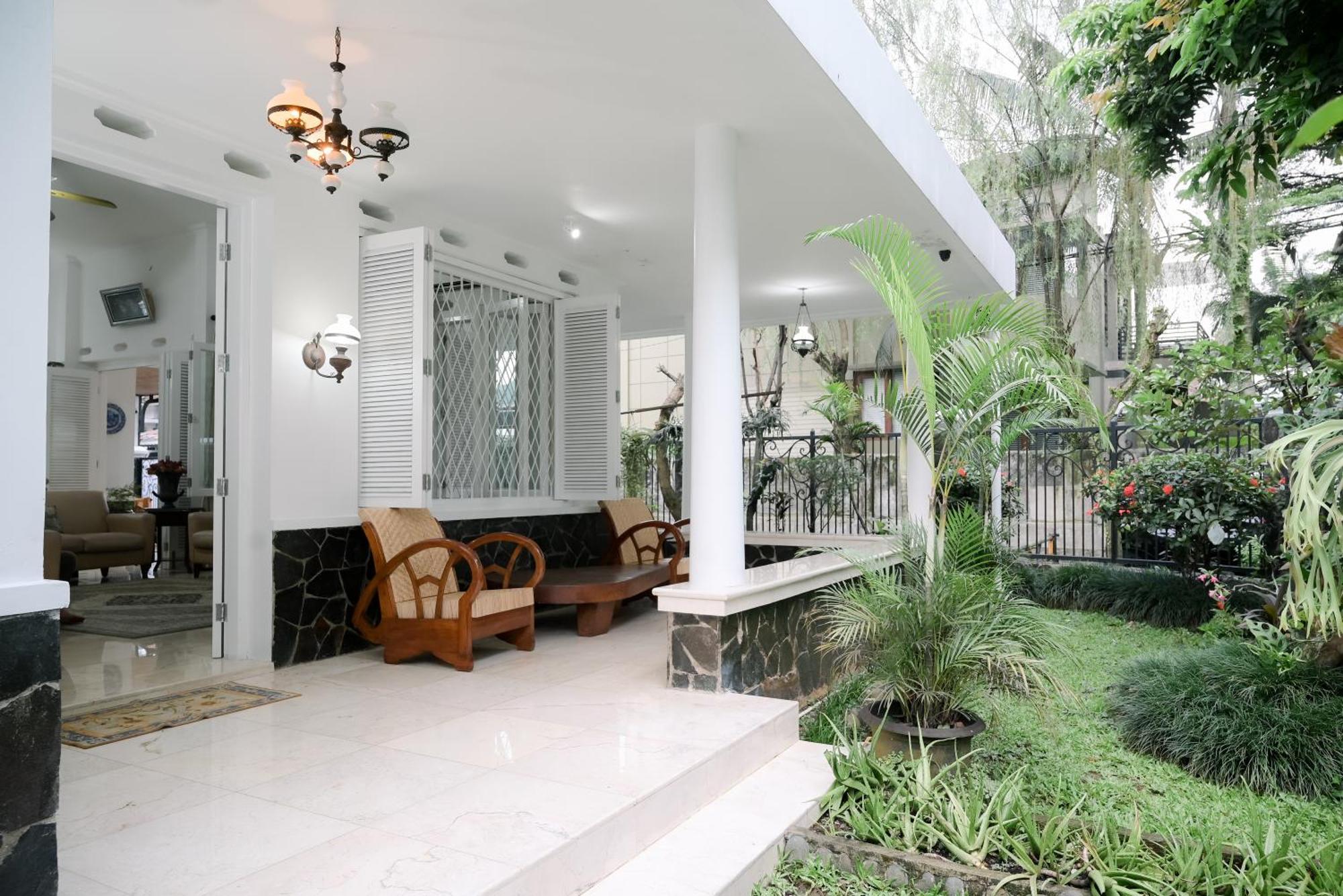Kirana Guest House Bogor Dış mekan fotoğraf